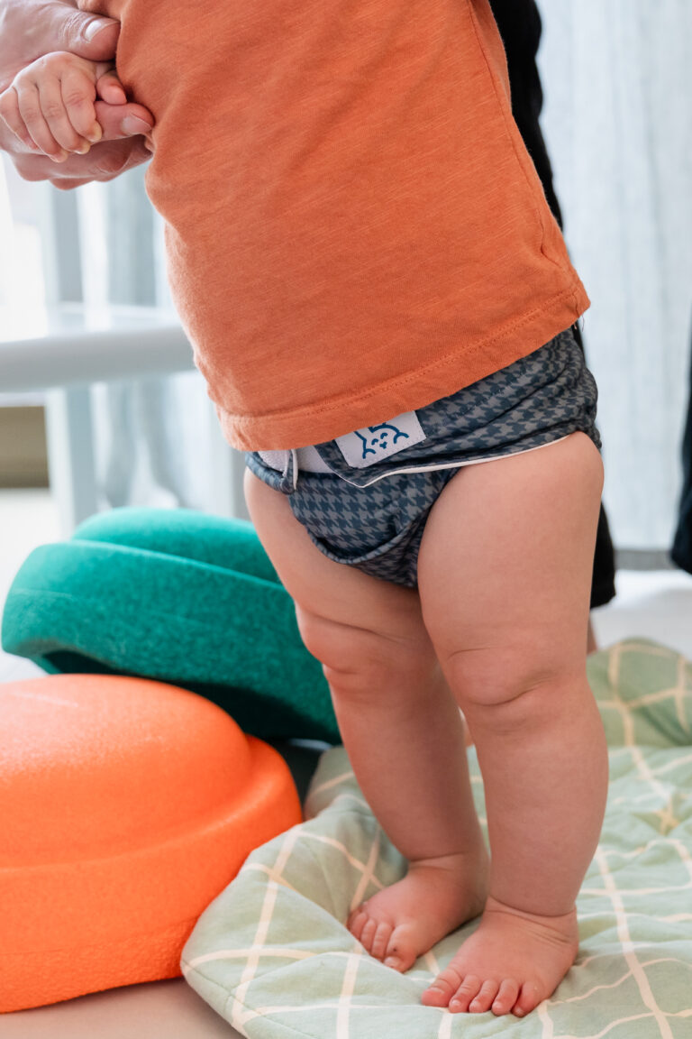 Bumbuns_Diapers_HoundstoothGreenAtlanticDeep