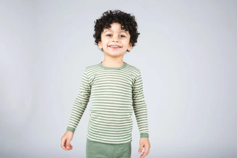 427810-04101E Engel Natur